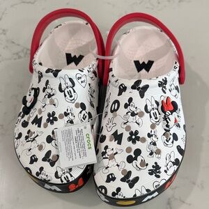 CROCS Disney Clogs